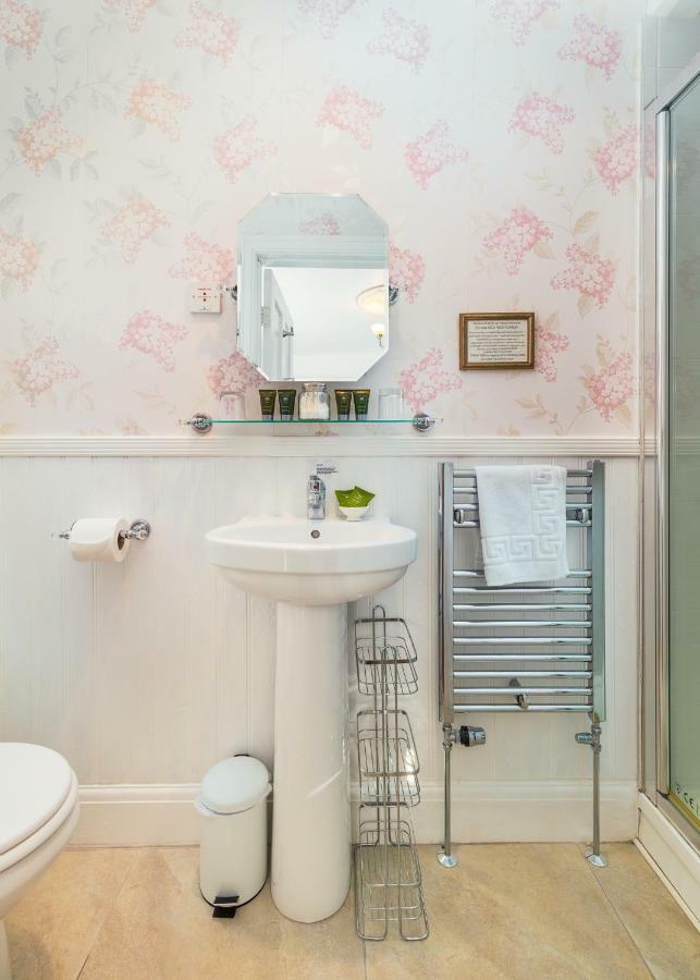 Langleigh Guest House 일프러컴 객실 사진
